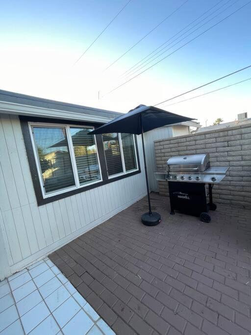 New Midtown Modern Studio With Backyard Phoenix Buitenkant foto