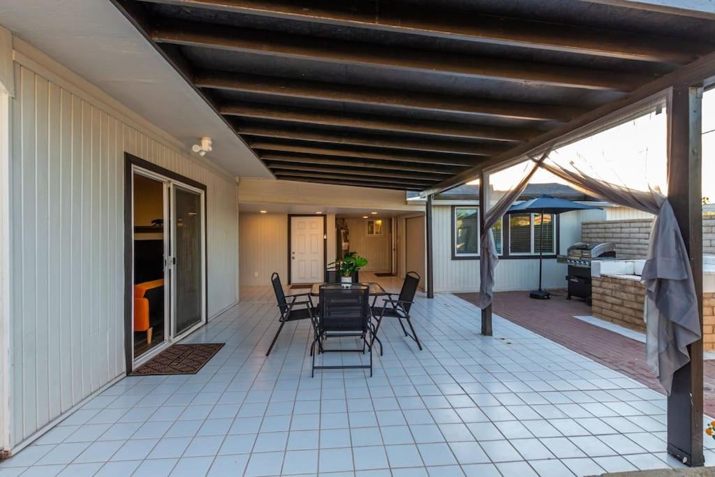 New Midtown Modern Studio With Backyard Phoenix Buitenkant foto
