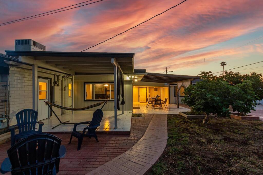 New Midtown Modern Studio With Backyard Phoenix Buitenkant foto